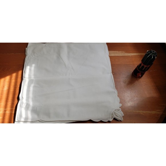 Vintage Linen Embroidered & Bobbin Lace  Dinner Napkins New Old Stock 2 designs - Picture 5 of 12